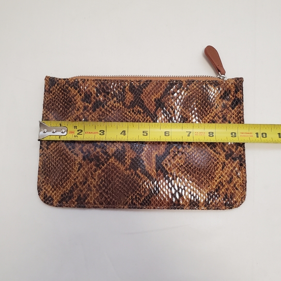 Women's Travel Makeup Bag with Zipper Small Snake Print Clean - Picture 6 of 7